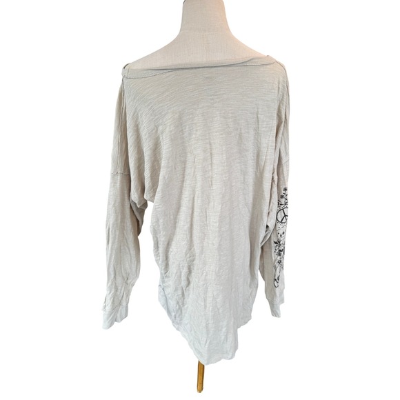 Natural Life XL Beige Long Sleeve Graphic Tee Peace Sign It's the Little Things - Picture 3 of 7